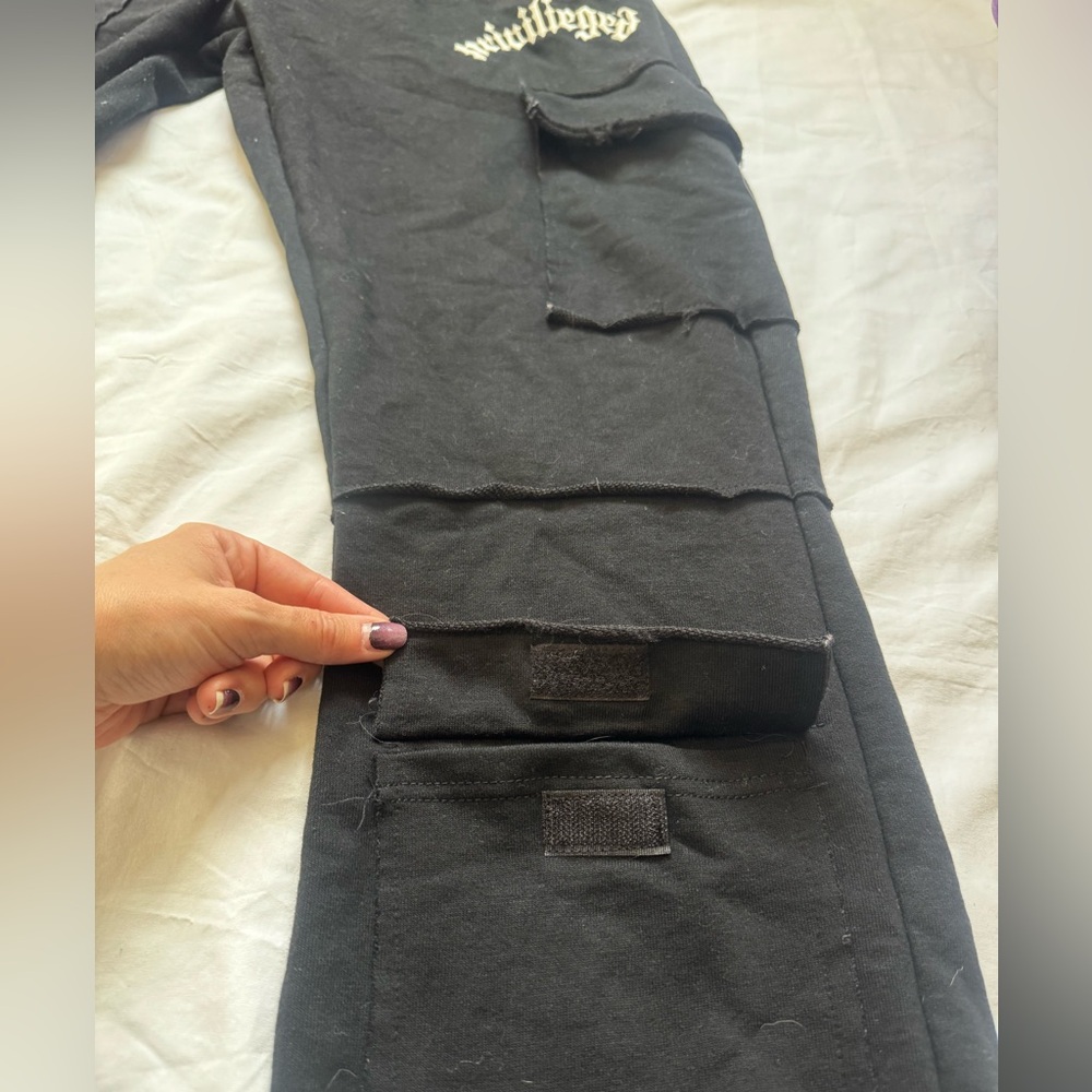 Bleeker & Mercer Distressed Lounge Pants Sweatpants Womens Size XL “Privileged” - Picture 3 of 7